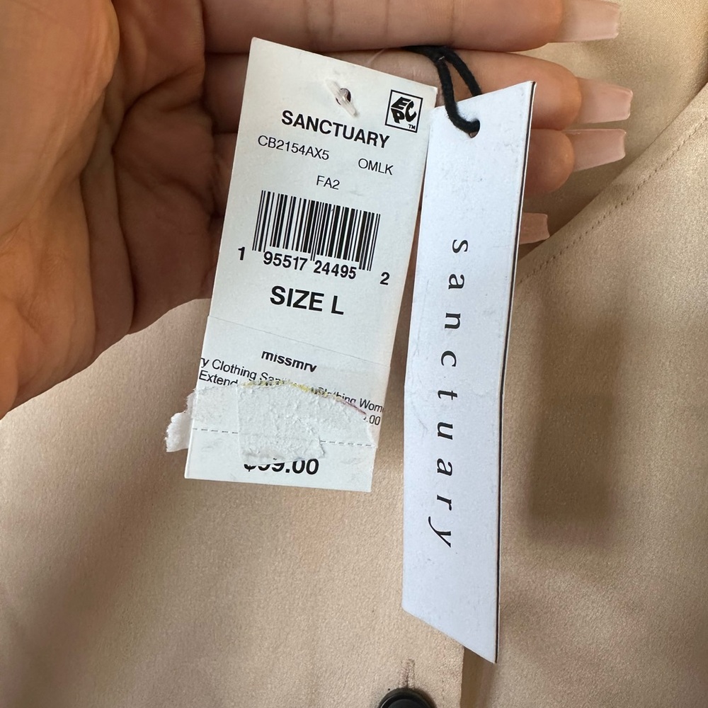 Sanctuary Women's Satin Extended Cuff Blouse Beige, Oatmilk US L - Picture 5 of 5